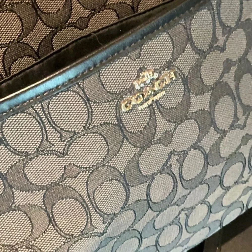 Coach Signature Black and Gray Shoulder Bag